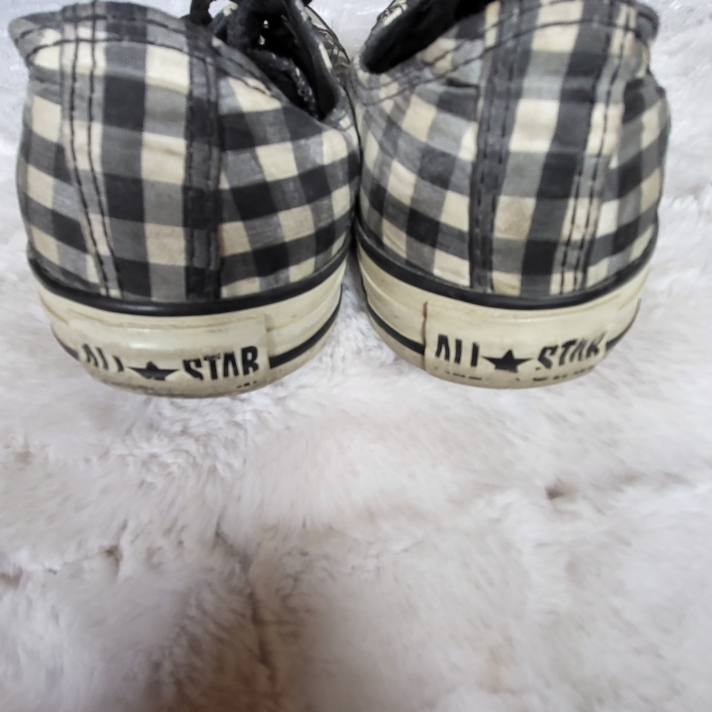Converse - Picture 3 of 3